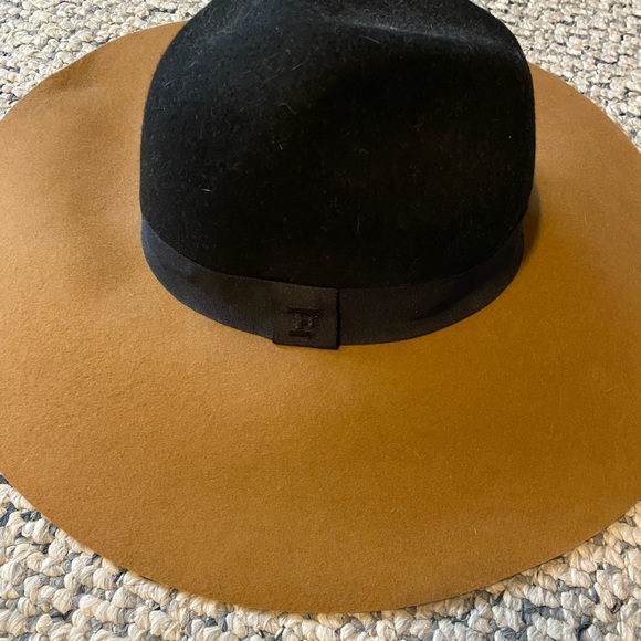 Brown & Black Suede Hat - French Connection - Picture 3 of 5